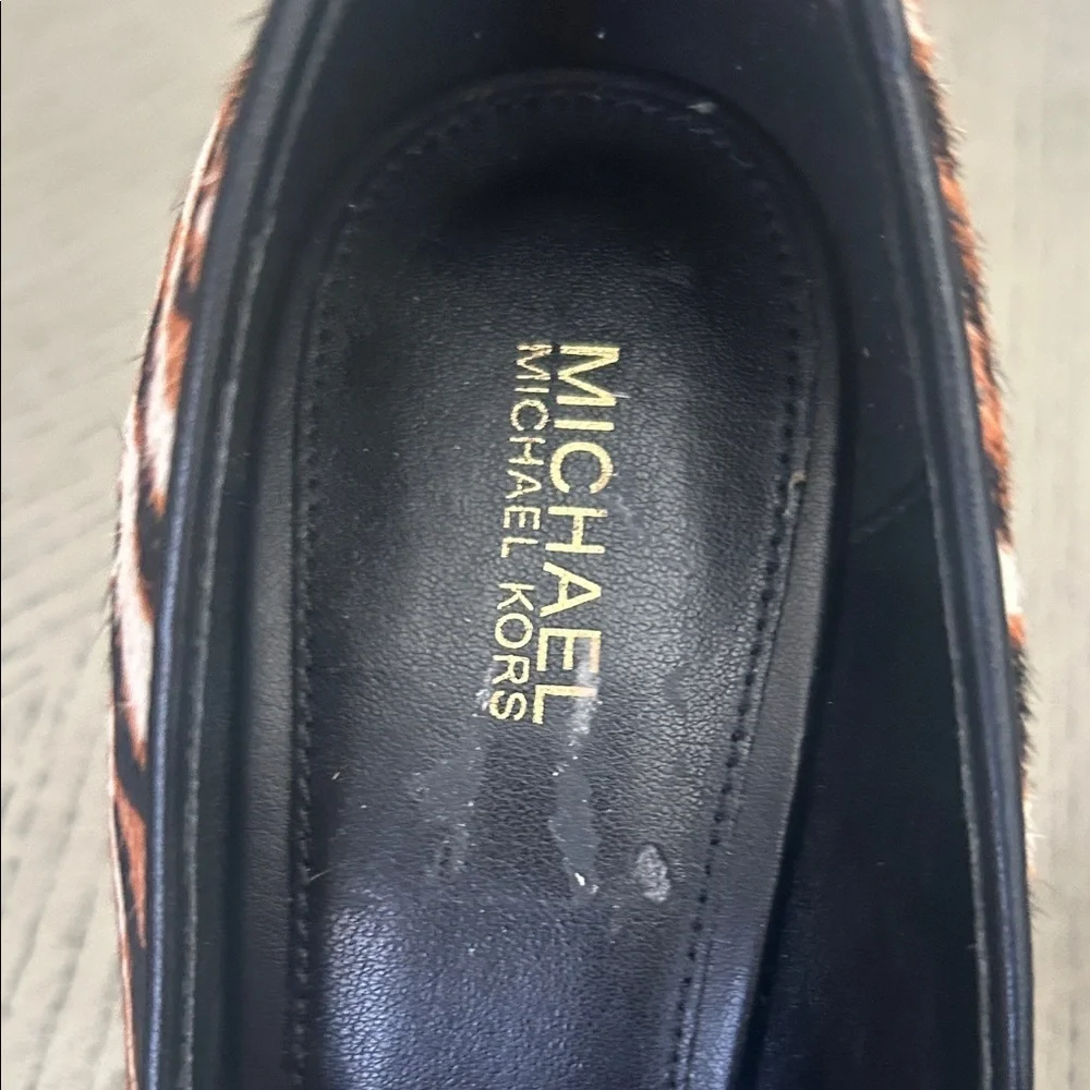 Michael Kors Dorothy Flex Pump Tiger  Print Calf Hair - Camel size 7.5